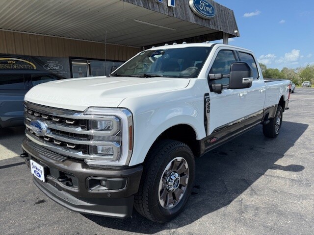 2025 Ford F-350 King Ranch photo 3