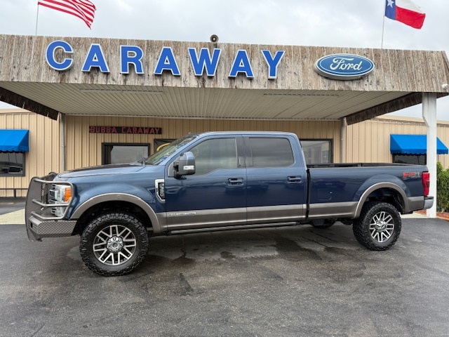 2019 Ford F-350 Super Duty Lariat's photo