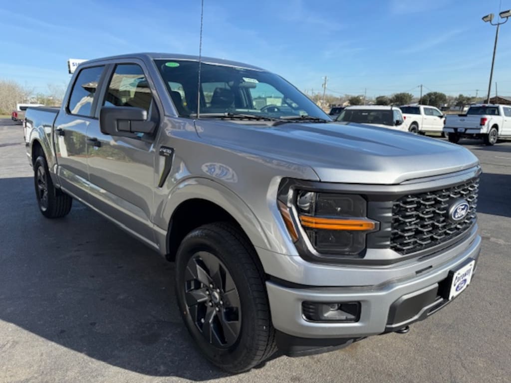 New 2025 Ford F-150 STX 4X4 TRUCK