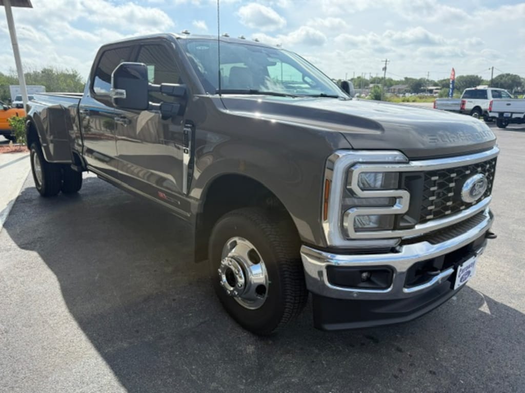New 2026 Ford F-350 LARIAT 4X4 TRUCK