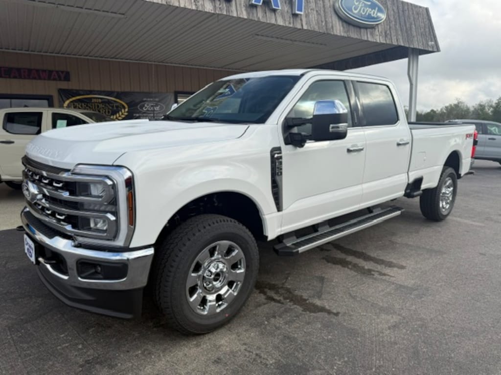 New 2027 Ford F-350 LARIAT 4X4 TRUCK