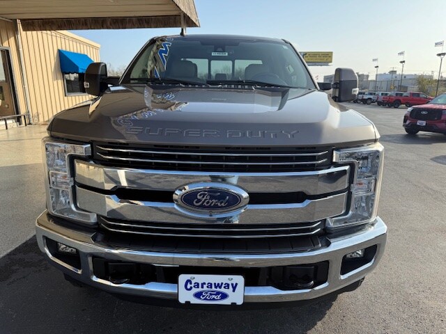 2019 Ford F-250 Lariat photo 4