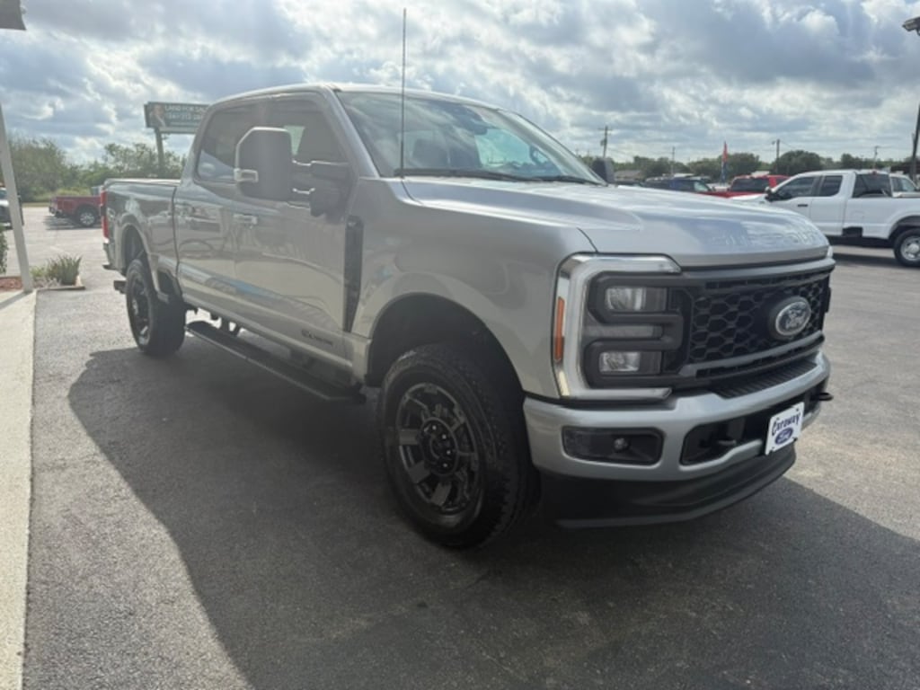 Used 2023 Ford F-250 XLT 4X4 Pickup