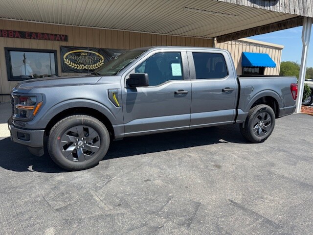 2025 Ford F-150 STX photo 2