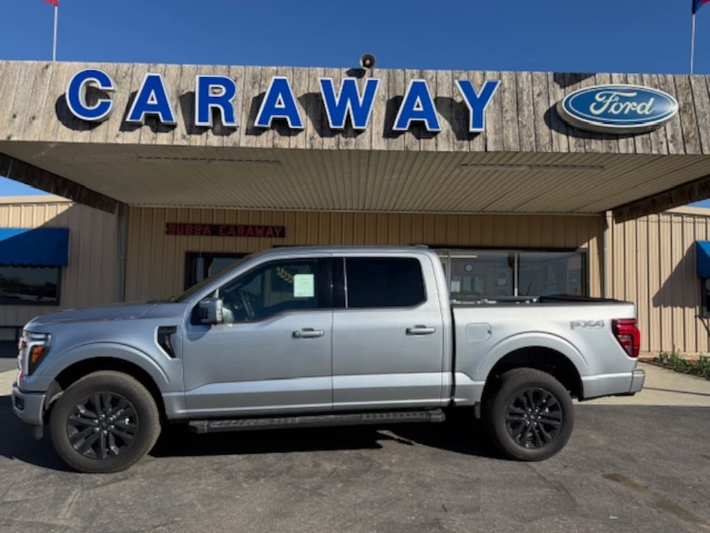 New 2025 Ford F-150 lariat 4x4 TRUCK