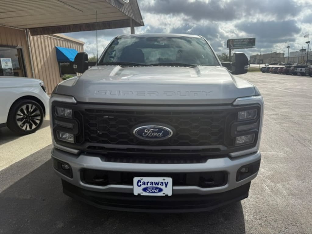 Used 2023 Ford F-250 XLT 4X4 Pickup