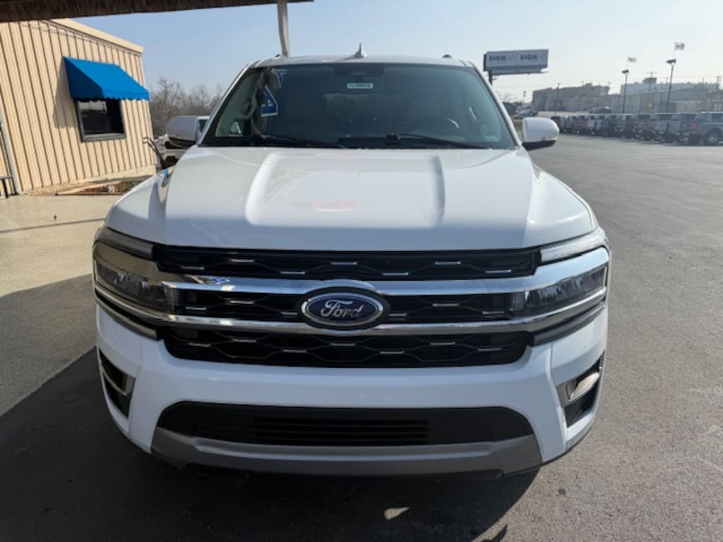 Used 2024 Ford Expedition LIMITED 4X2 SUV