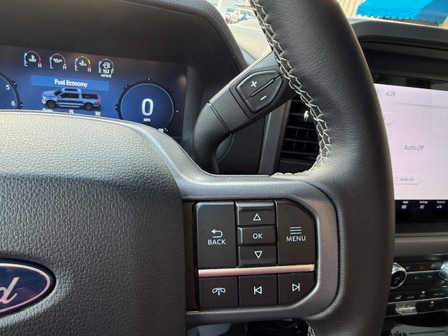 2025 Ford F-150 XLT - Photo 18