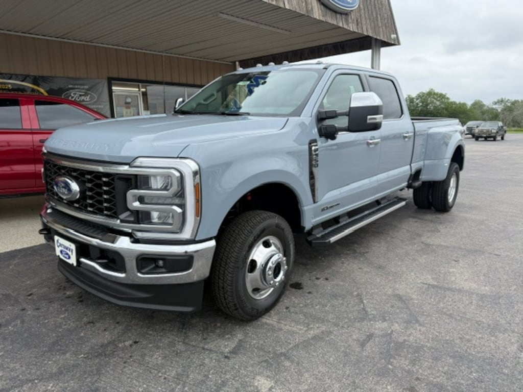 New 2026 Ford F-350 LARIAT 4X4 TRUCK
