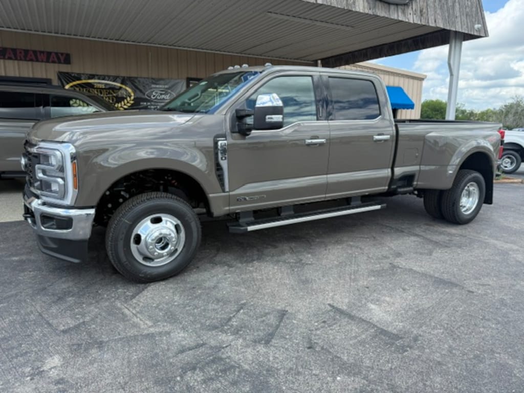 New 2026 Ford F-350 LARIAT 4X4 TRUCK