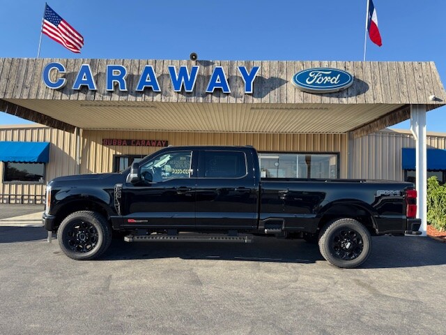 2026 Ford F-350 Lariat photo 2