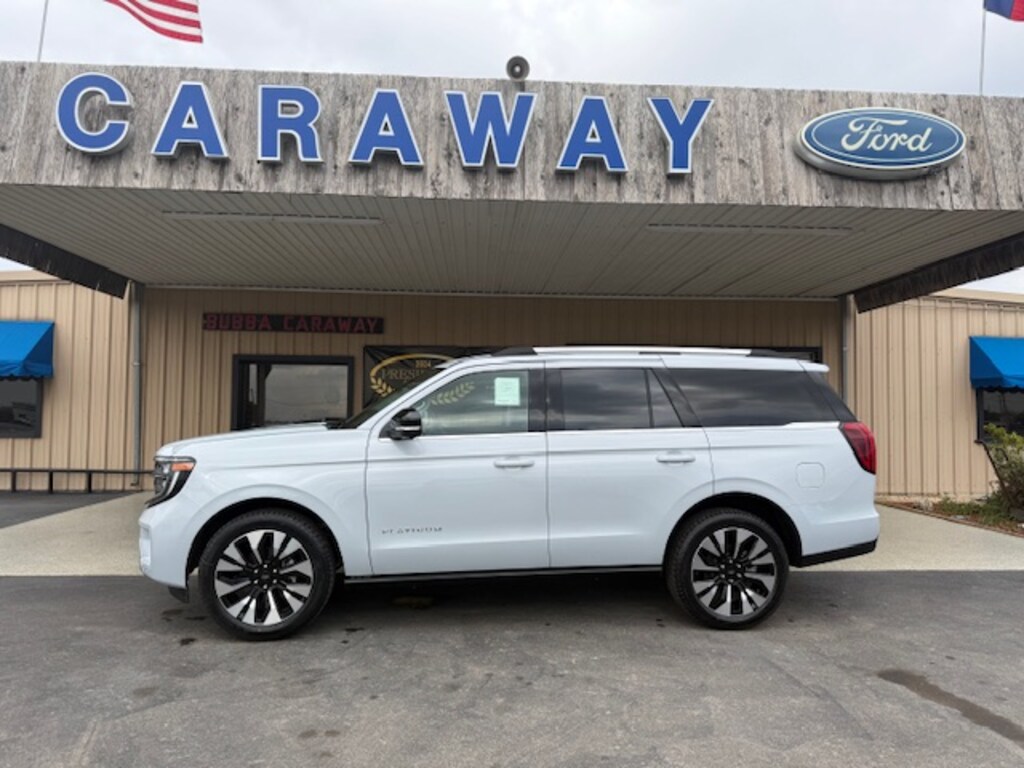 New 2026 Ford Expedition PLATINUM 4X4 SUV