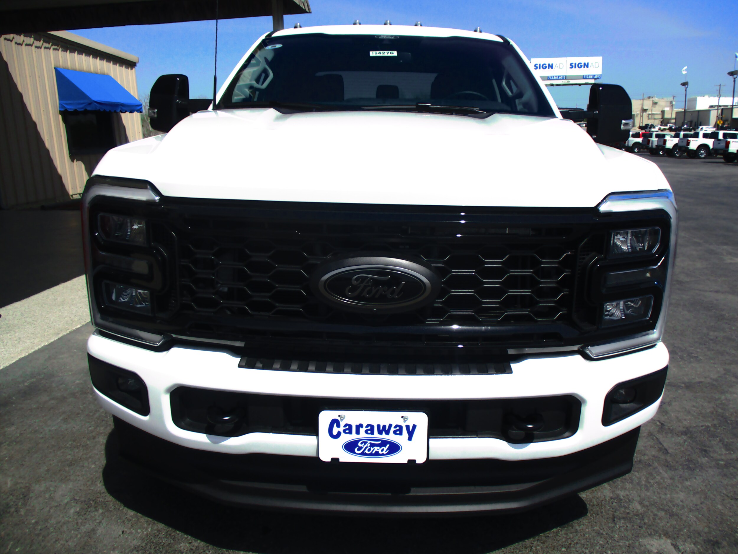 2025 Ford F-350 Lariat photo 4