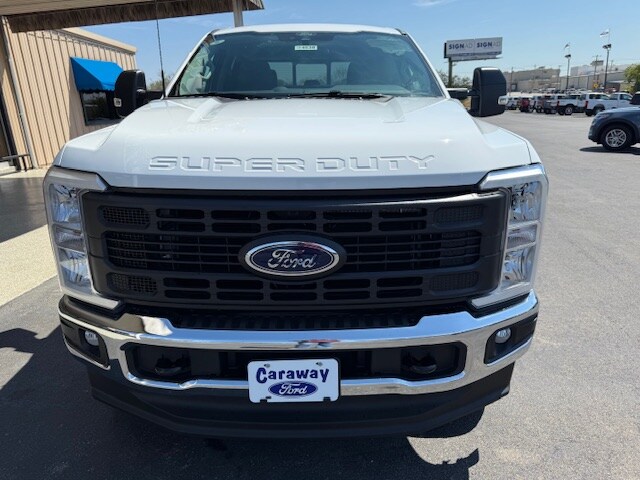 2026 Ford F-350 XL photo 4
