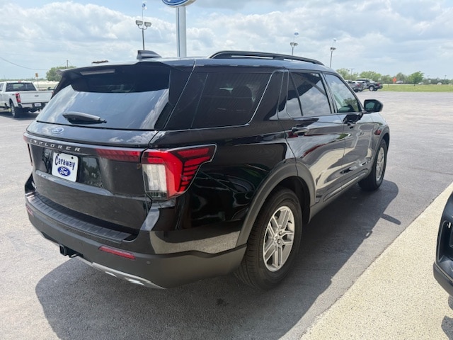 2026 Ford Explorer Active - Photo 6