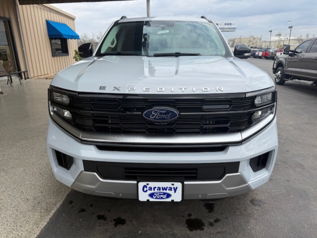 New 2026 Ford Expedition PLATINUM 4X4 SUV