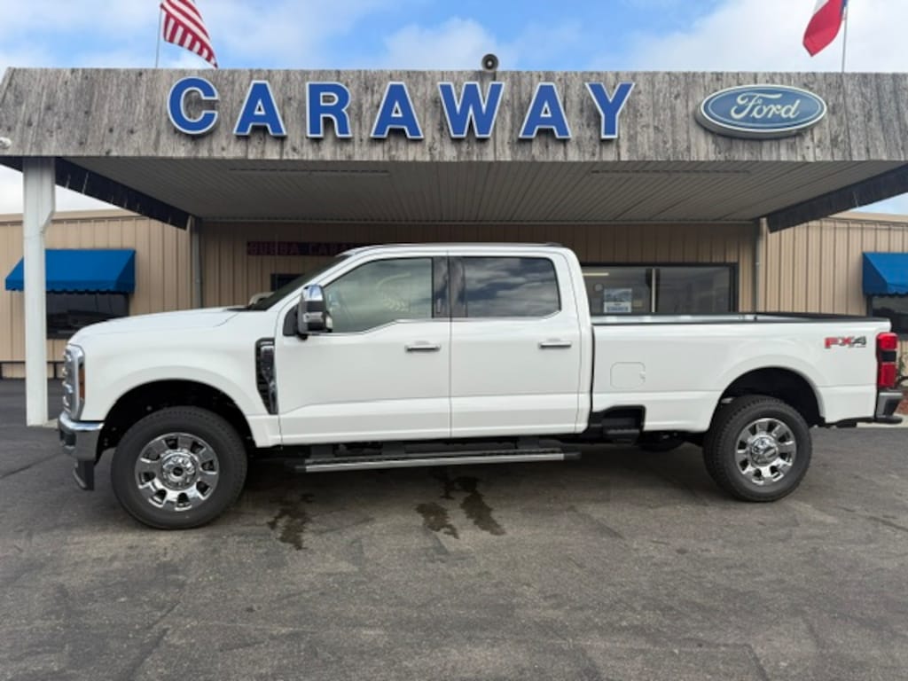 New 2027 Ford F-350 LARIAT 4X4 TRUCK