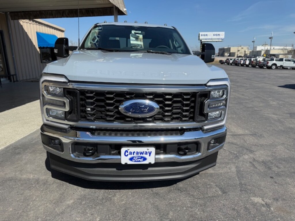 New 2026 Ford F-350 LARIAT 4X4 TRUCK