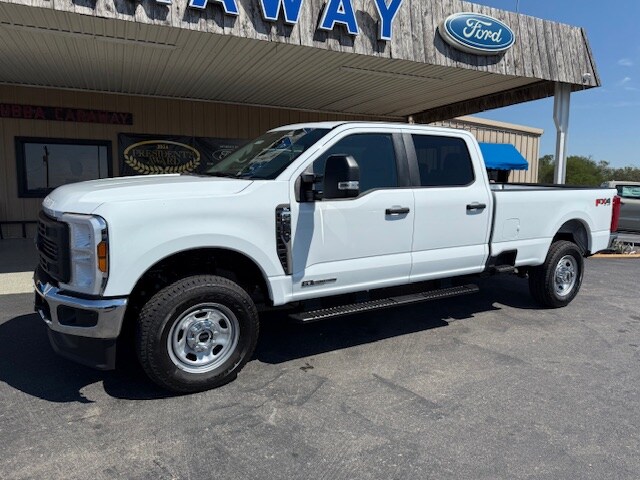 2026 Ford F-350 XL photo 2
