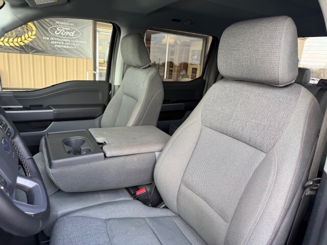 2025 Ford F-150 XLT - Photo 12