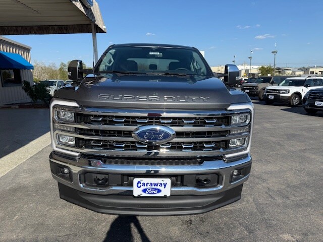 2026 Ford F-250 Lariat photo 4