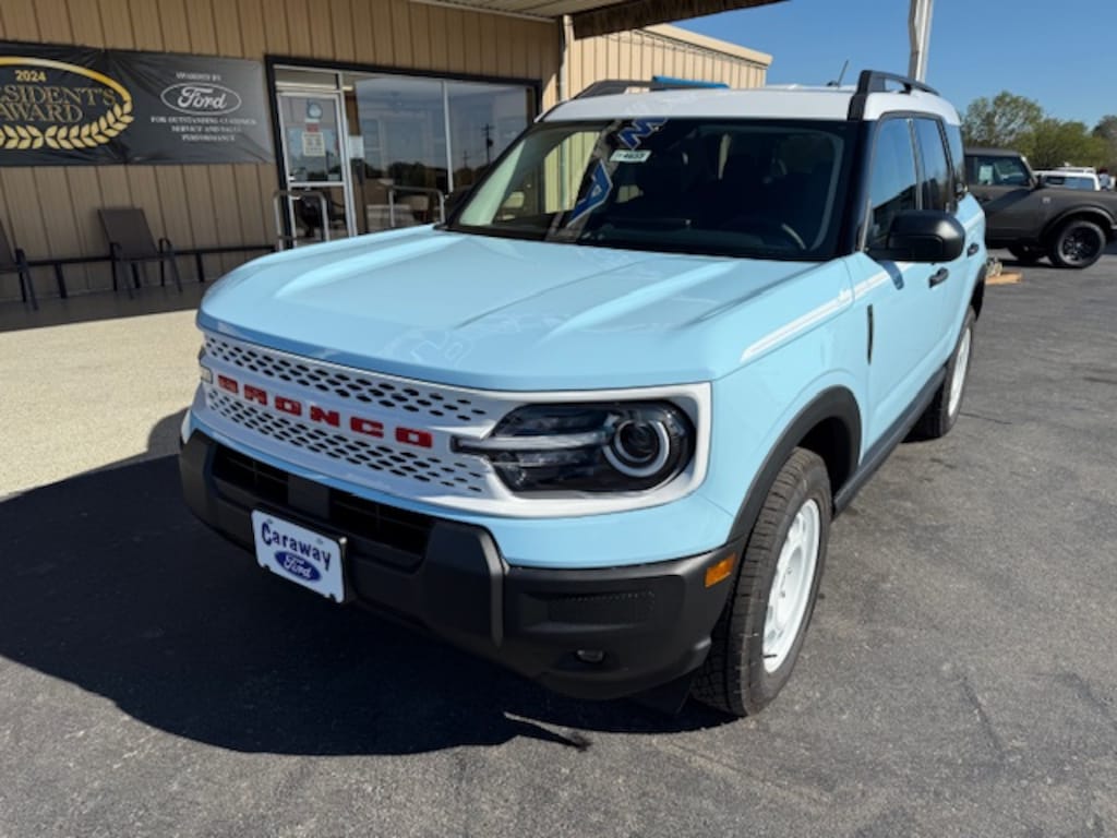 New 2025 Ford Bronco Sport HERITAGE 4X4 SUV