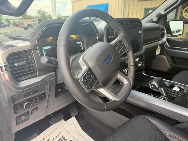 2026 Ford F-150 Lariat - Photo 12