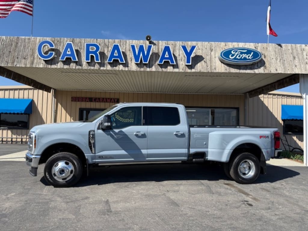 New 2026 Ford F-350 LARIAT 4X4 TRUCK
