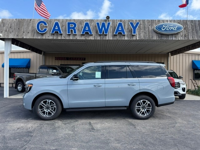 2026 Ford Expedition Active's photo