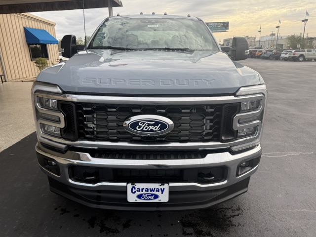 New 2027 Ford F-350 LARIAT 4X4 TRUCK