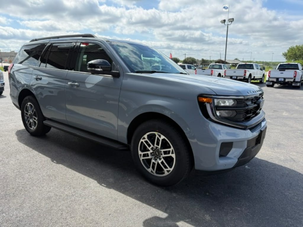 New 2026 Ford Expedition Active SUV