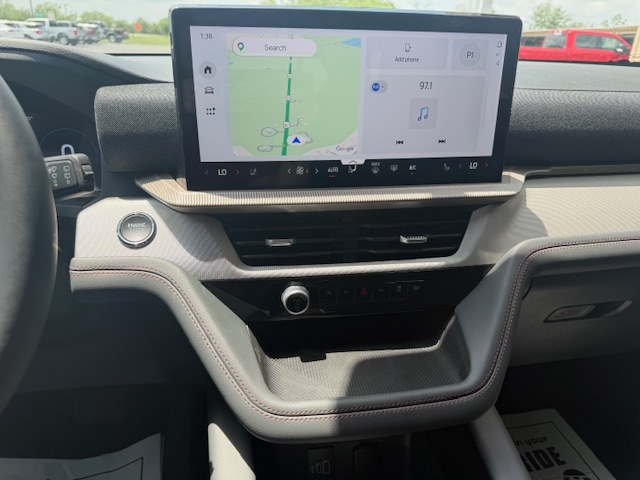 2026 Ford Explorer Active - Photo 17