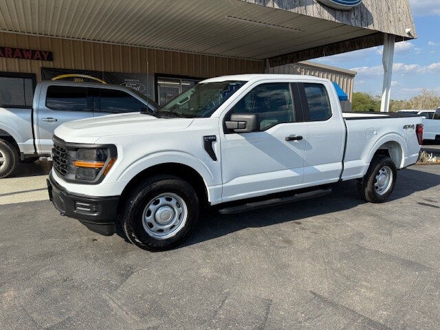 2024 Ford F-150 XL photo 2