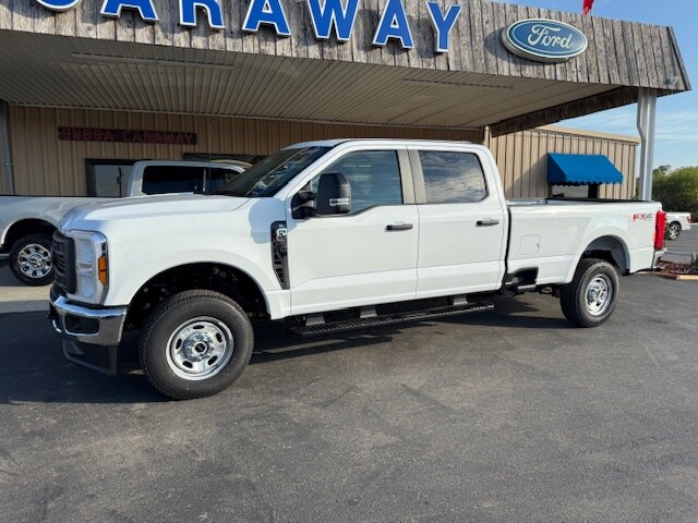 2026 Ford F-250 XL photo 2