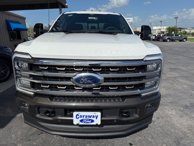 2025 Ford F-350 King Ranch photo 4