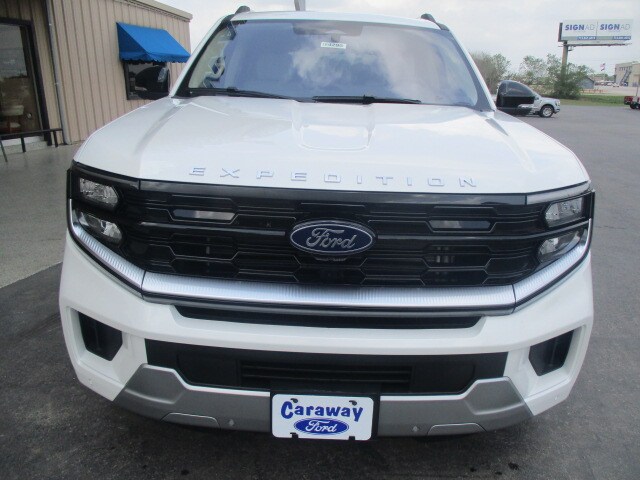 2025 Ford Expedition Platinum photo 4
