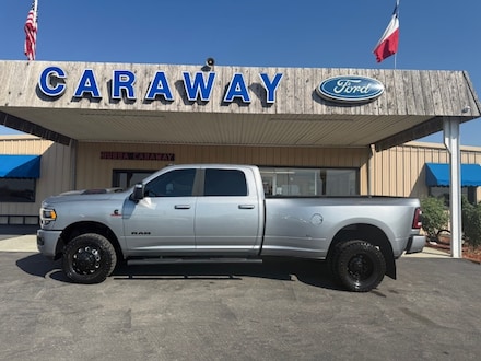 2024 Ram 3500 LARAMIE 4X4  Crew Cab Long Bed Truck