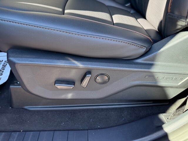 2026 Ford F-350 Super Duty Lariat - Photo 11