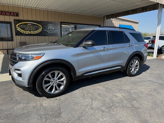 Used 2020 Ford Explorer XLT with VIN 1FMSK7DH4LGA15281 for sale in Nixon, TX