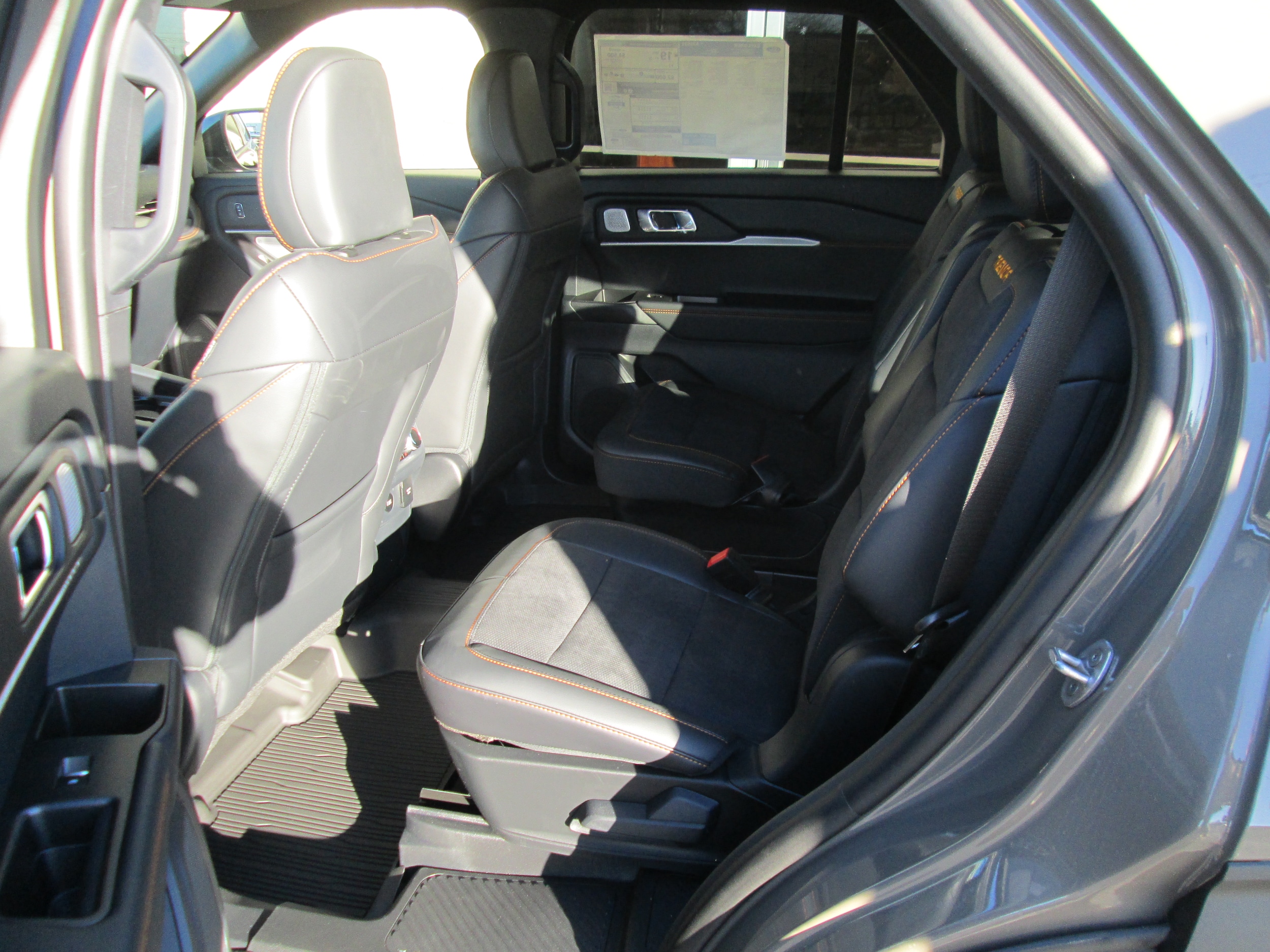 2026 Ford Explorer Tremor - Photo 9