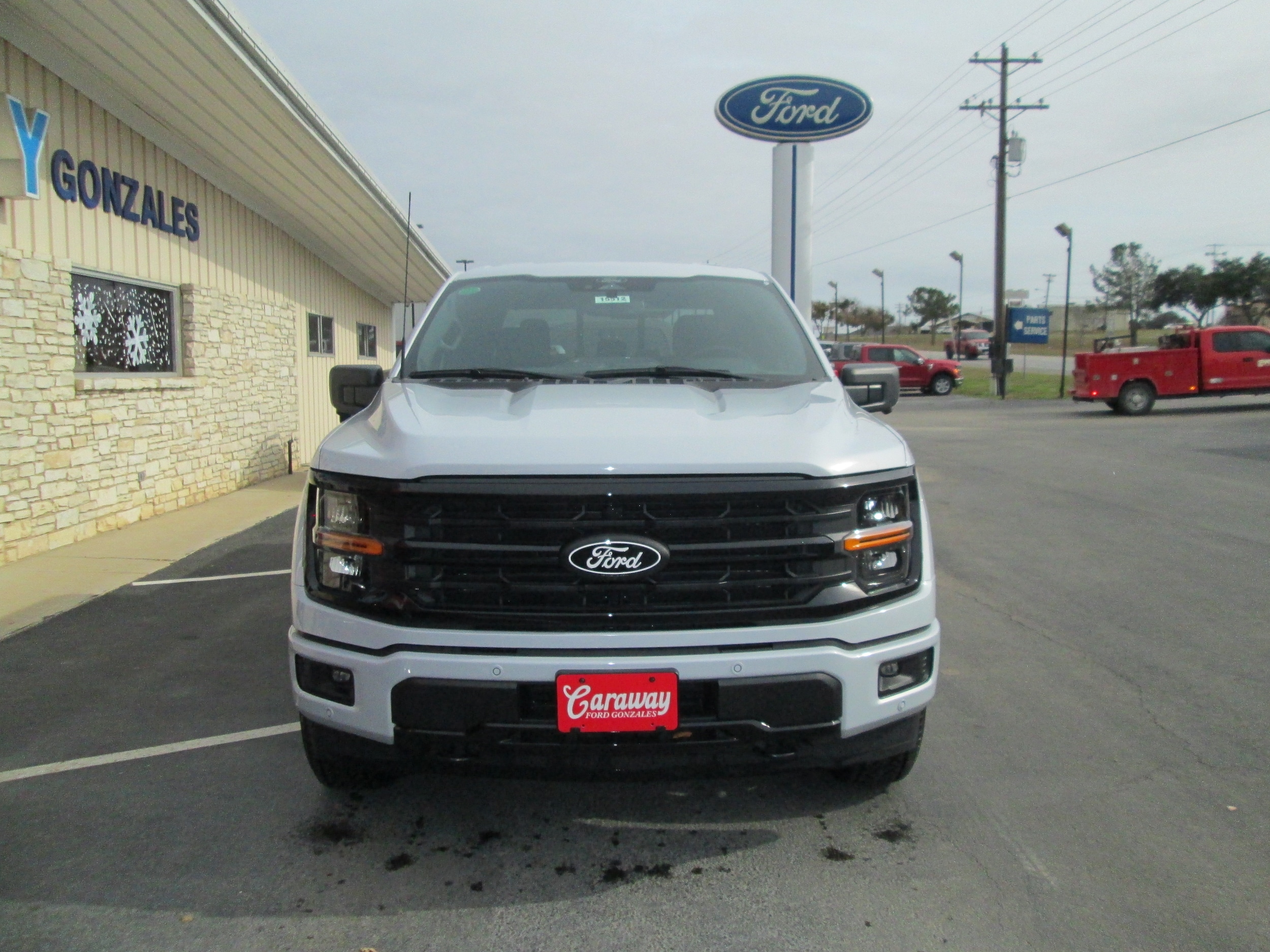 2025 Ford F-150 XLT - Photo 9