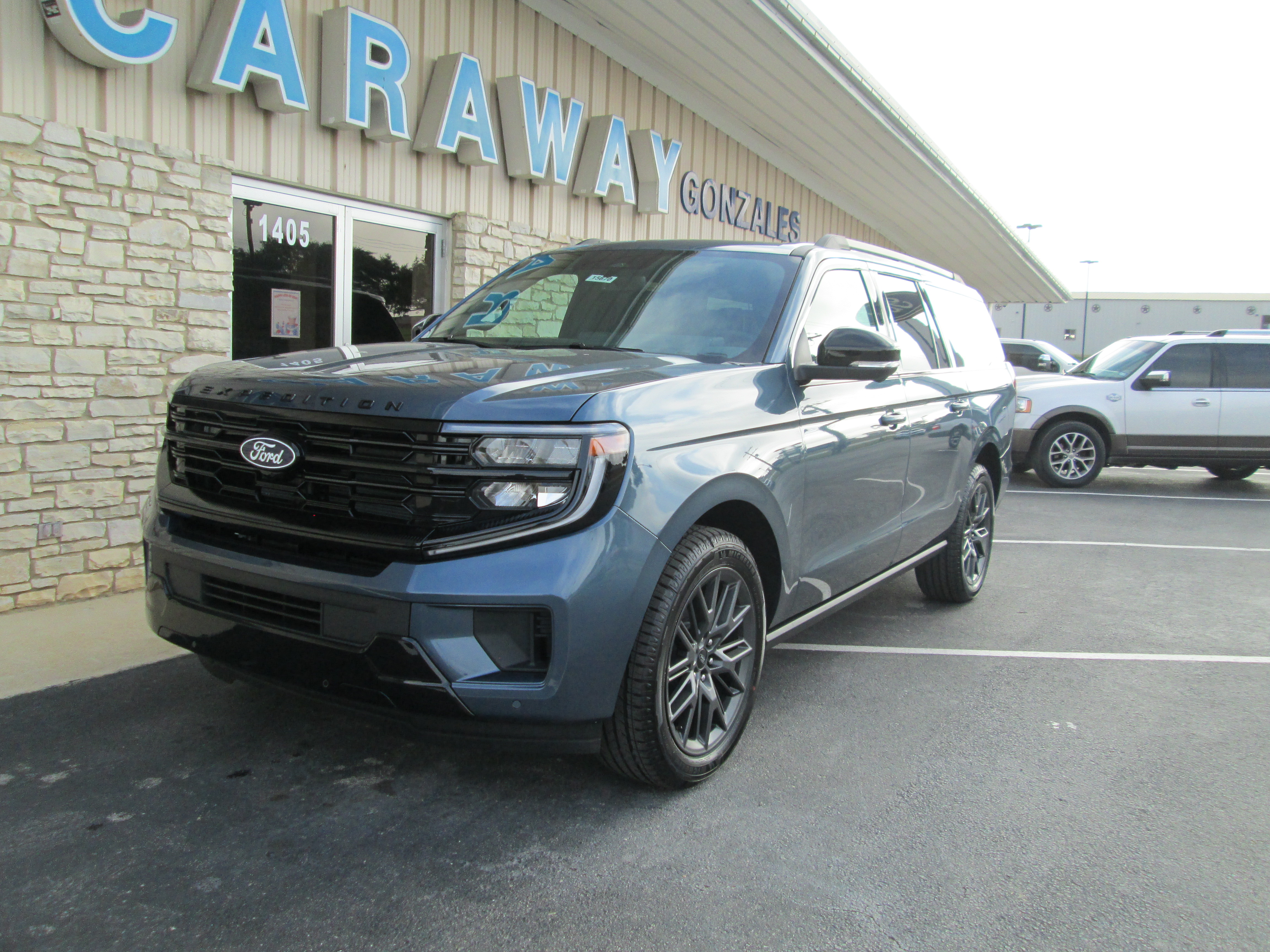 2027 Ford Expedition MAX Platinum SUV
