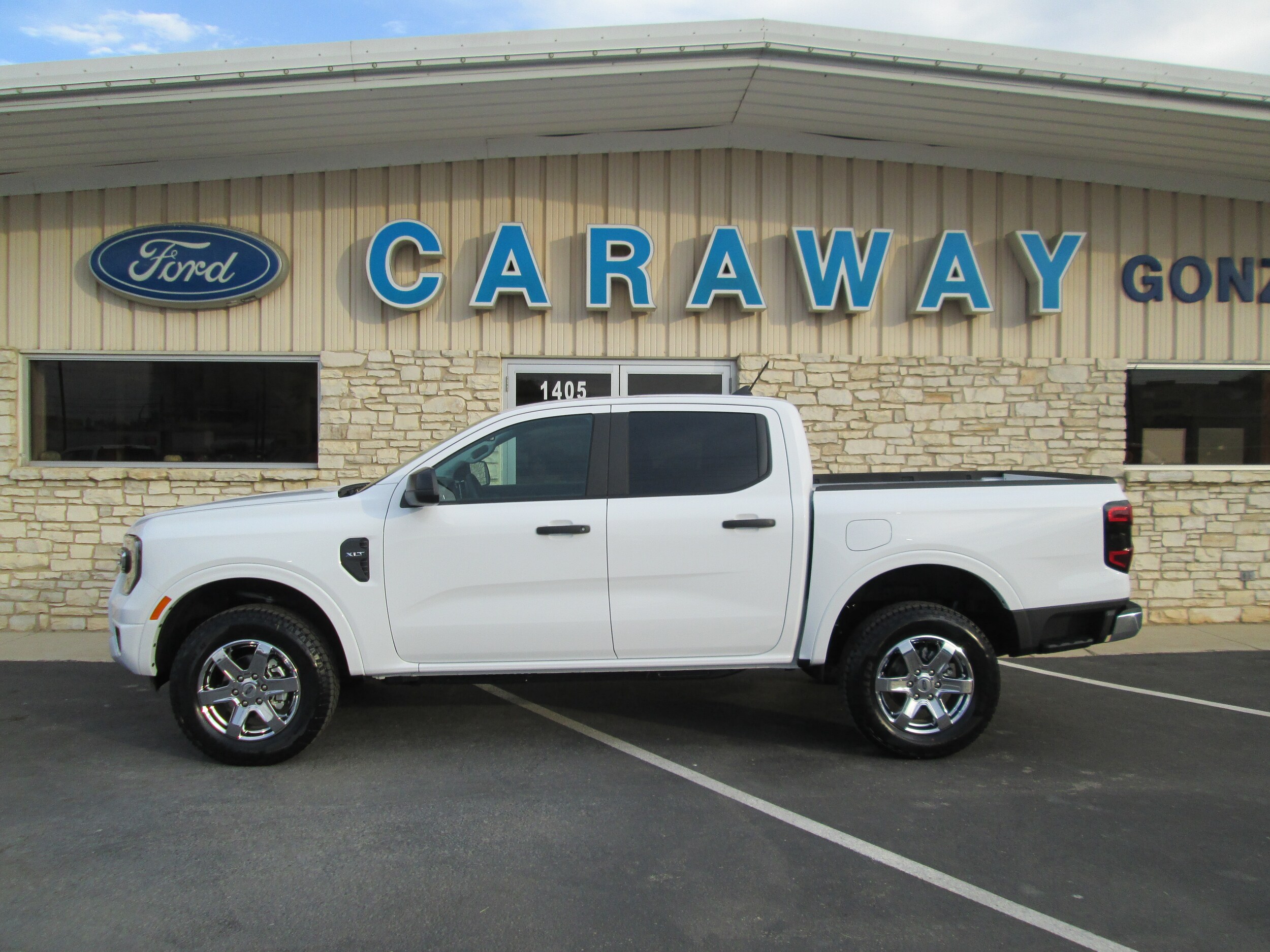 2025 Ford Ranger XLT photo 2