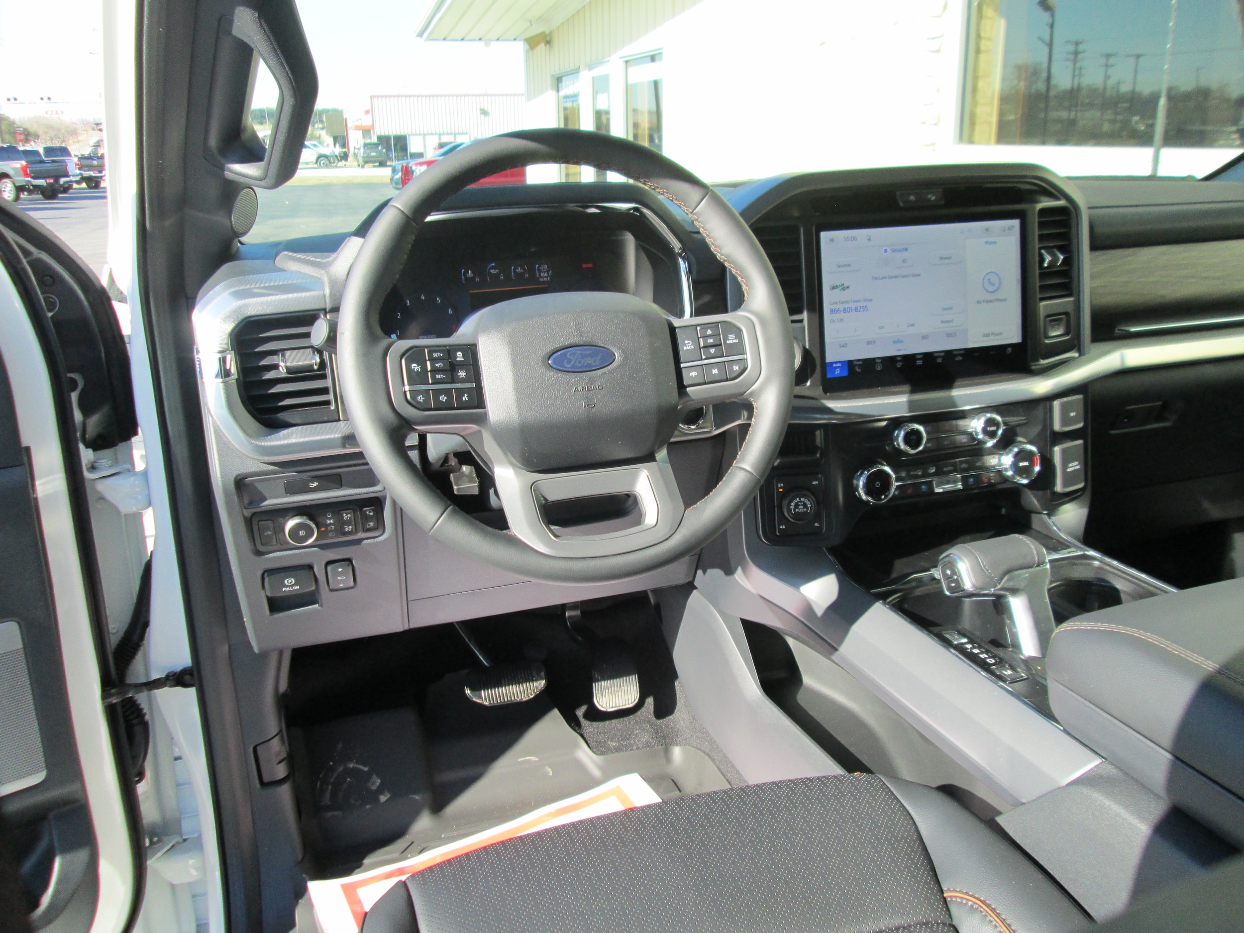 2026 Ford F-150 Lariat - Photo 6
