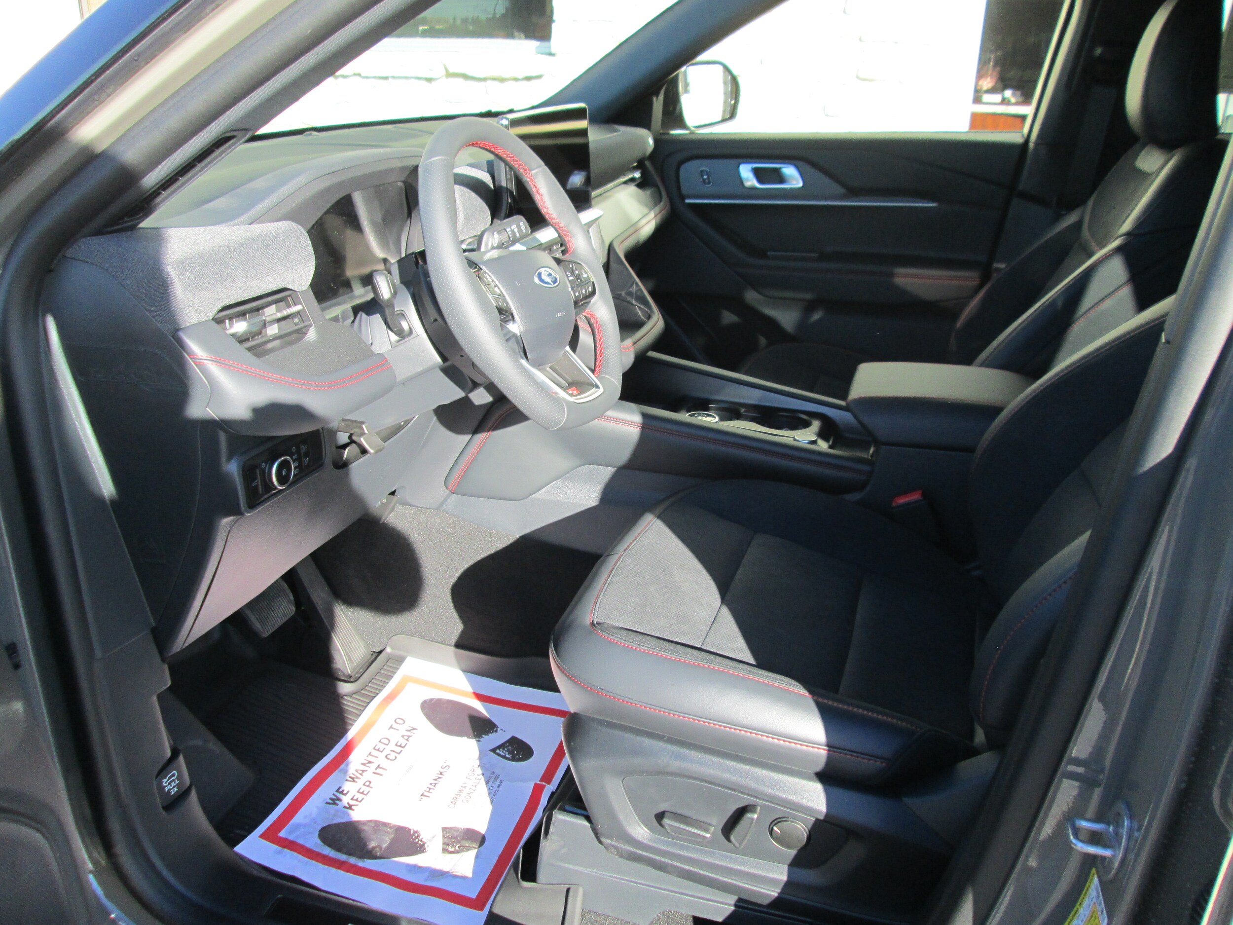 2026 Ford Explorer ST photo 3