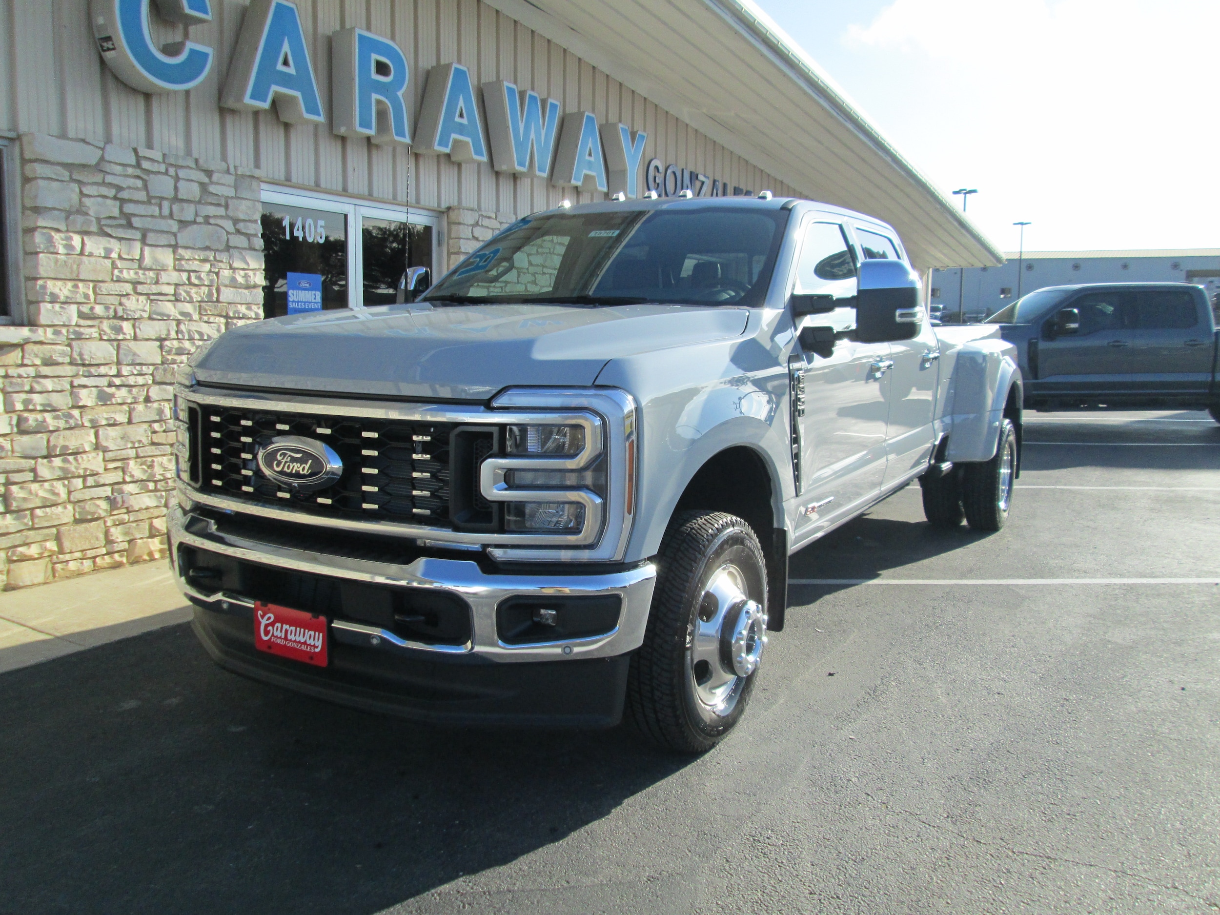 New 2026 Ford Super Duty Lariat
