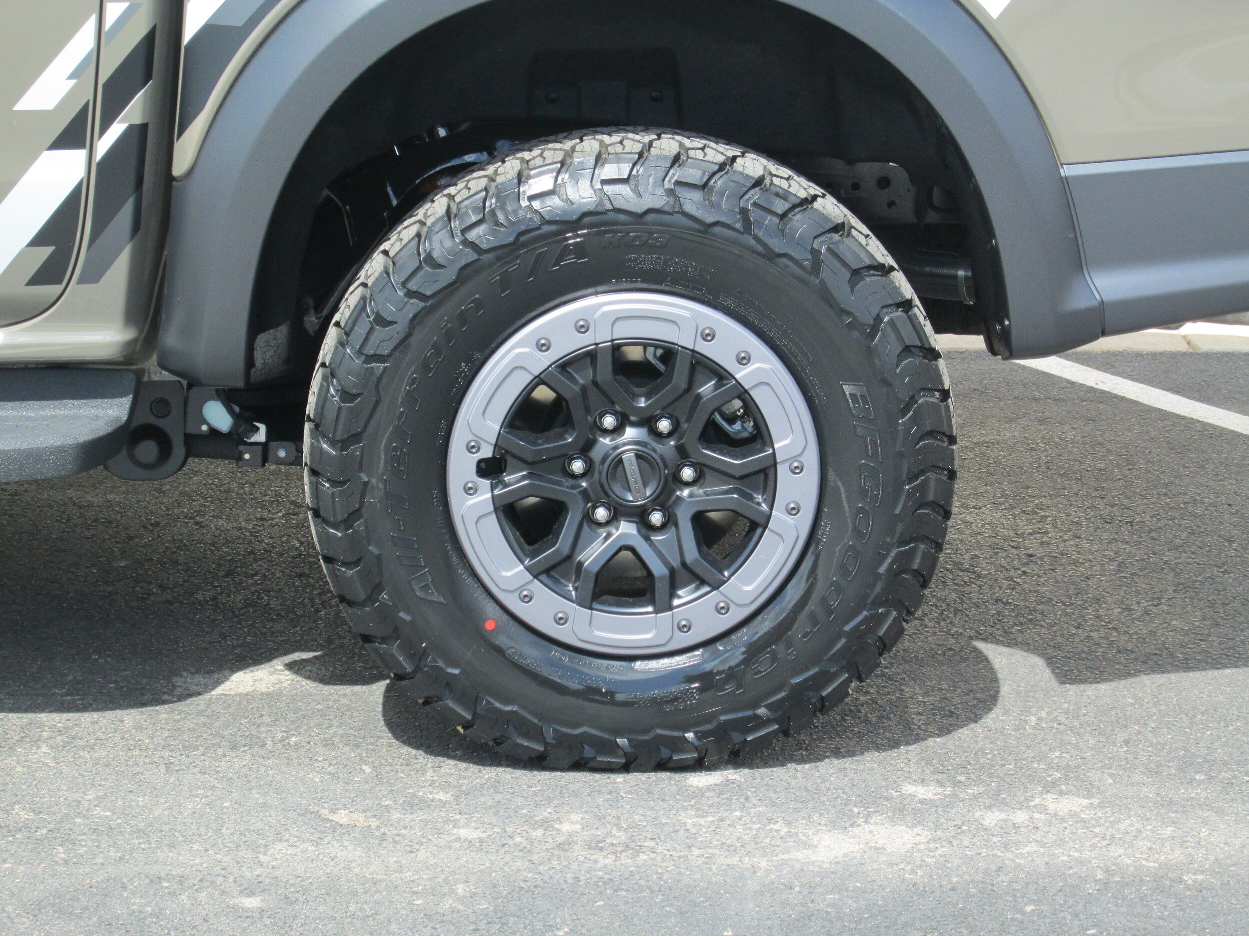 2025 Ford Ranger Raptor photo 3