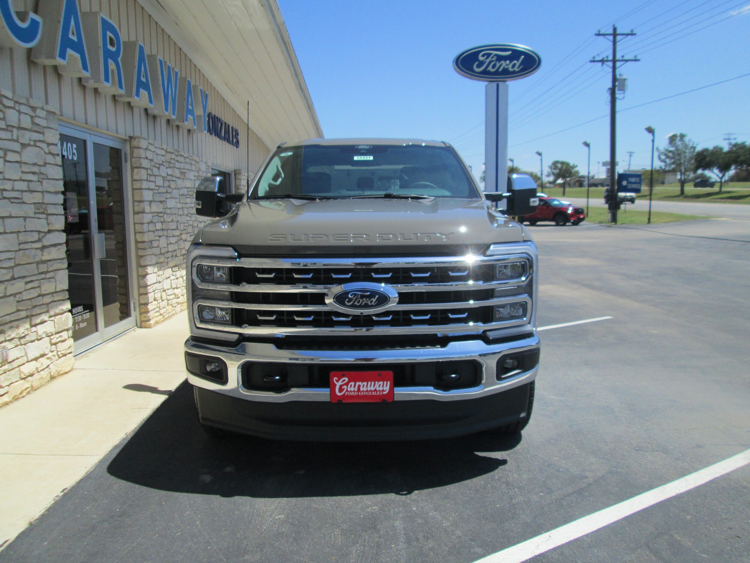 2026 Ford F-350 Lariat photo 2
