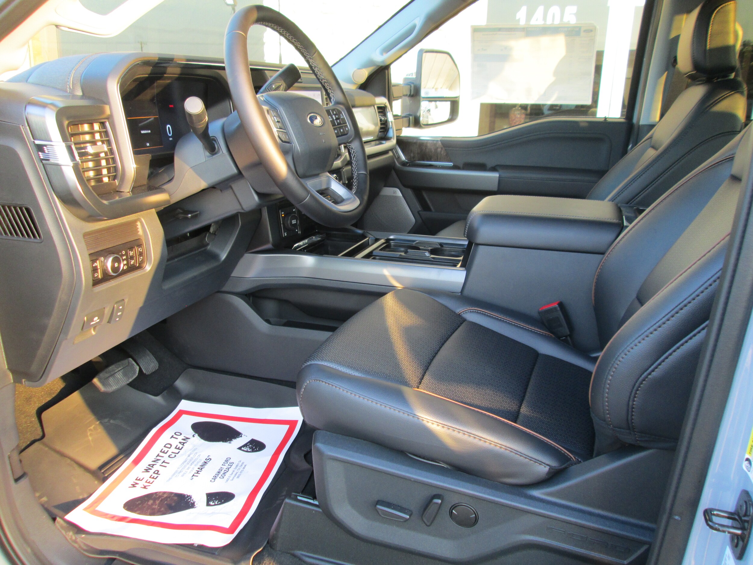 2026 Ford F-350 Lariat photo 4