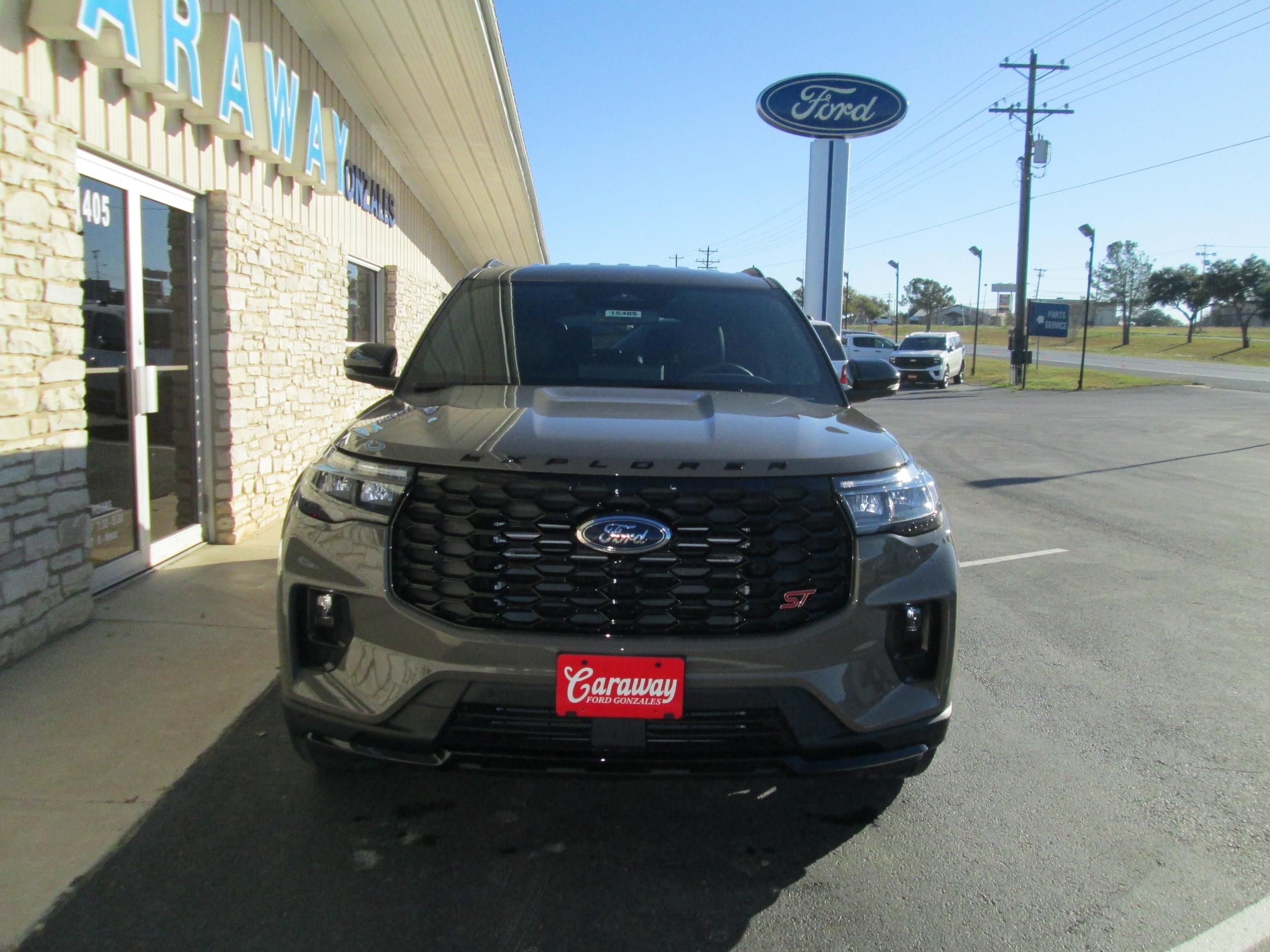 2026 Ford Explorer ST - Photo 10